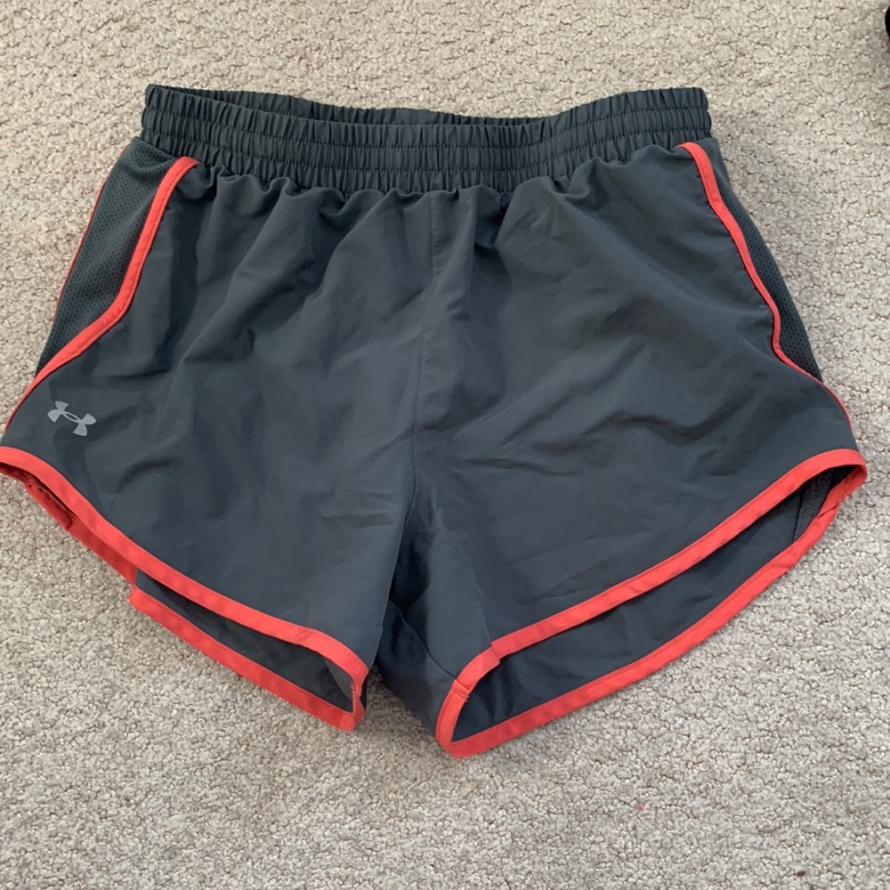 under armour heatgear athletic shorts